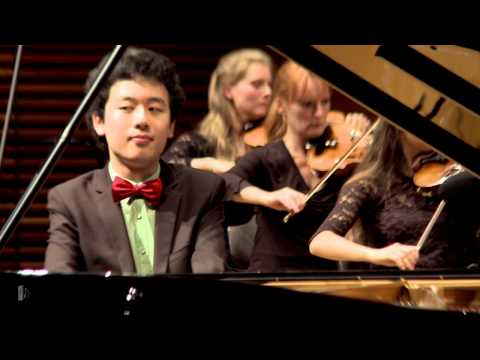 Yuanfan Yang Performs Edvard Grieg's Piano Concerto In A Minor Op. 16