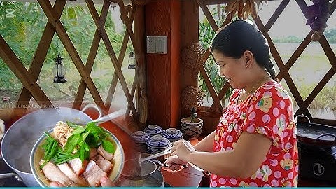 Nấu Nồi Bún Nước Lèo Cá Lóc, Heo Quay Đãi Út Nhân Chuẩn Bị Về Sài Gòn Cùng Mấy Dì Lên Phụ Công Việc