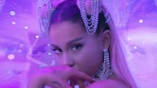 7 rings / noemie.edit