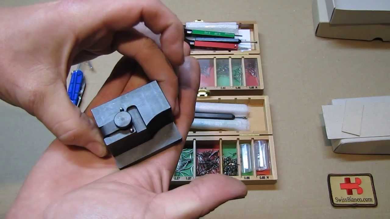victorinox scissor spring kit - YouTube