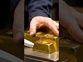  مستحيل تصدق إن دا مش حقيقي      رجل يقطع الذهب بسكين باستخدام الذكاء الاصطناعي     نجومي