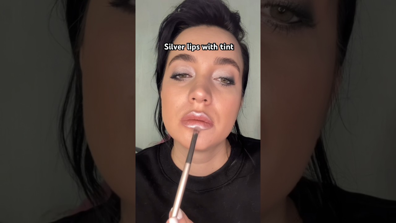 Silver lips with tint