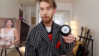 MAGIC 8 BALL! (UNBOXING!)