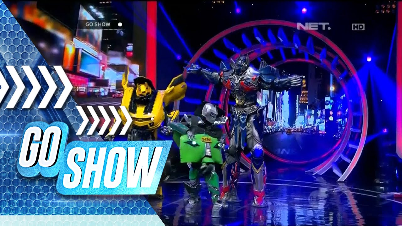 boom on bumble boom bumblebee from robot indo crashing with bajaj go boom on bumble boom bumblebee from robot indo crashing with bajaj go