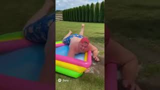 Пьяный прыжок в бассейн ))) #вайны #фэйлы #бассейн #падения