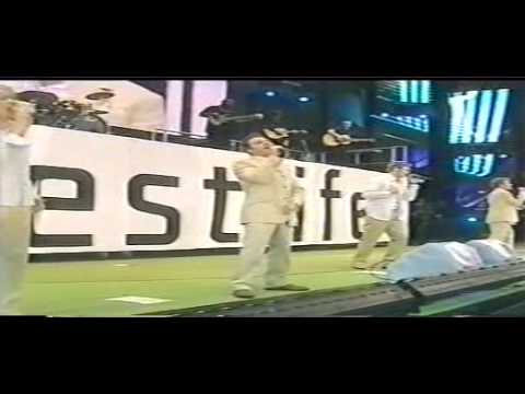 Westlife - Live @ Party in the Park - Queen of My Heart [07-07-2002]