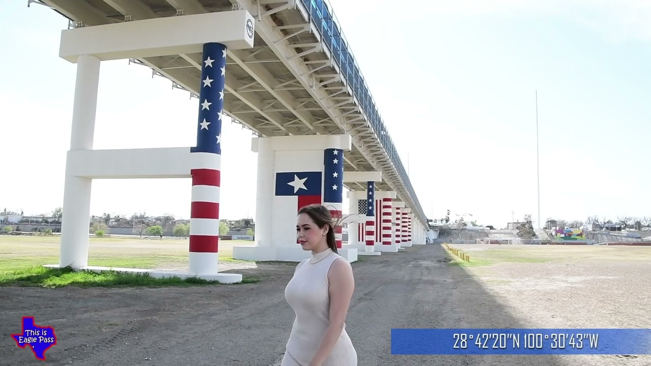This is Eagle Pass Texas!: Today... International Bridge 1