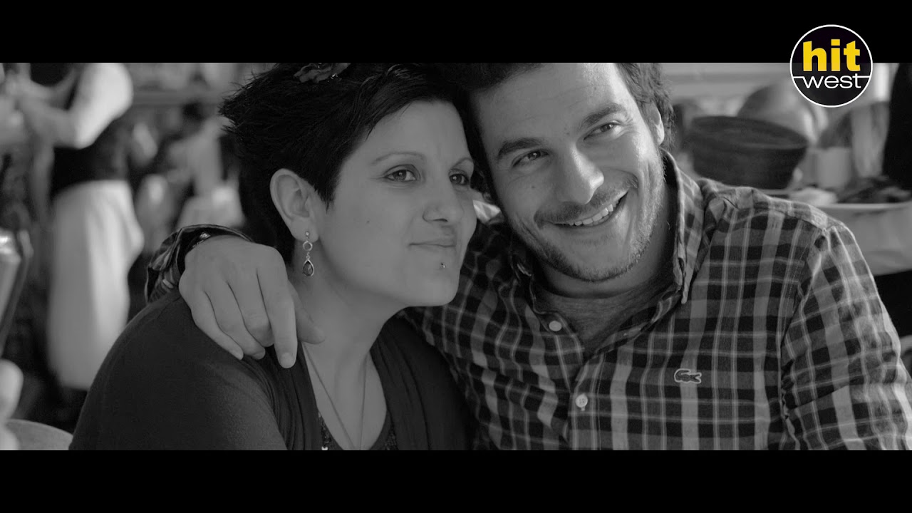 AMIR FAIT UNE SURPRISE A ANNE-LAURE