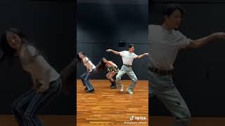 kpop idols dancing to NewJeans Hype Boy (WEi,Kyujin,Hyunjin,Sriya,Ni-ki)