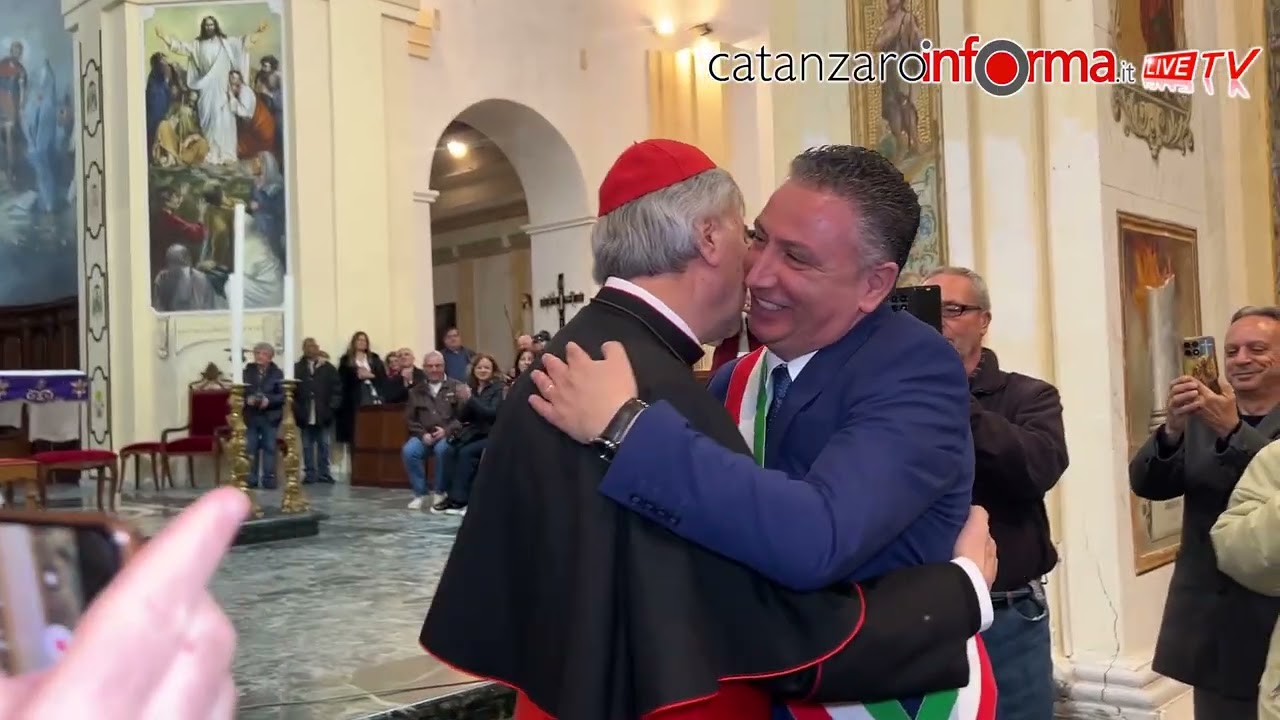 Cittadinanza onoraria di Squillace a Don Mimmo Battaglia