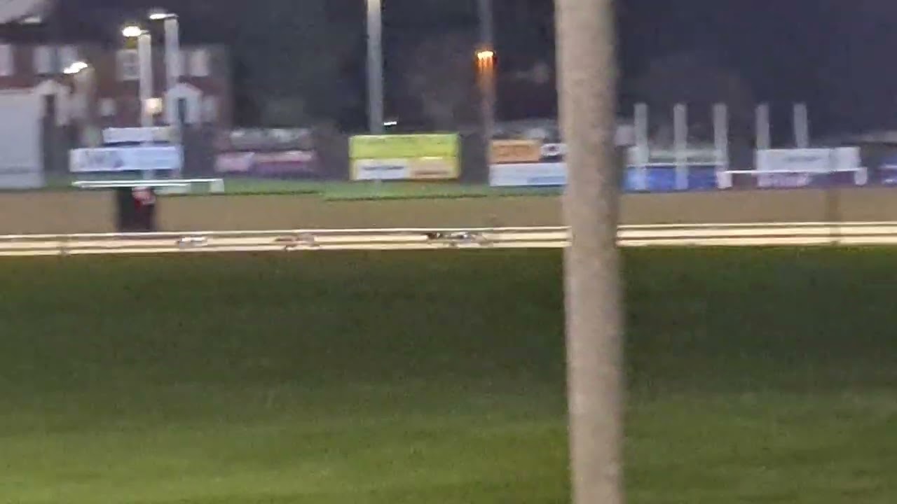 Race 4.1st. Burrow Bounty. 2nd. China May. 3rd. La Rey. Time 28.09