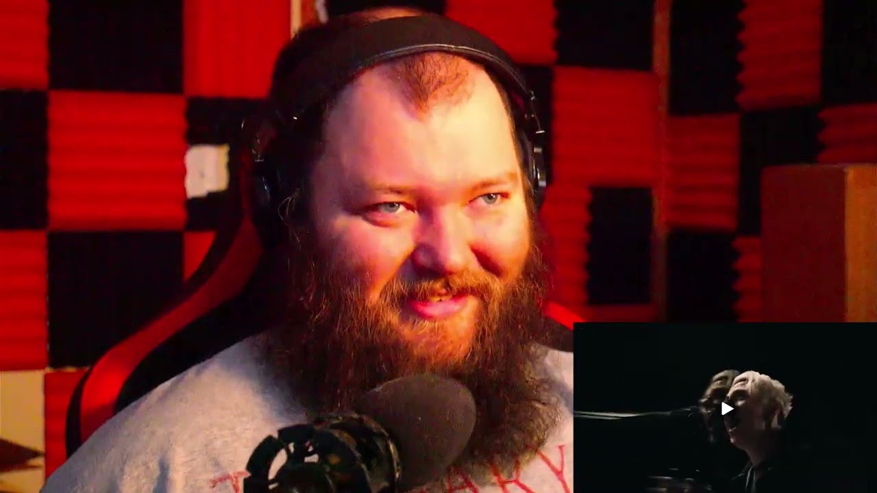 A BEAUTIFUL BLEND OF MELODY AND HEAVY! Morning Reaction: Elwood Stray - Error