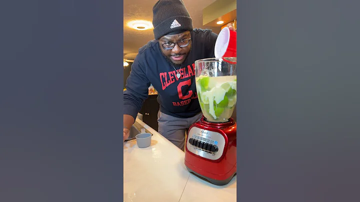 Brazilian Lemonade (Limeade) changed my life. #shorts #foodreview #recipe