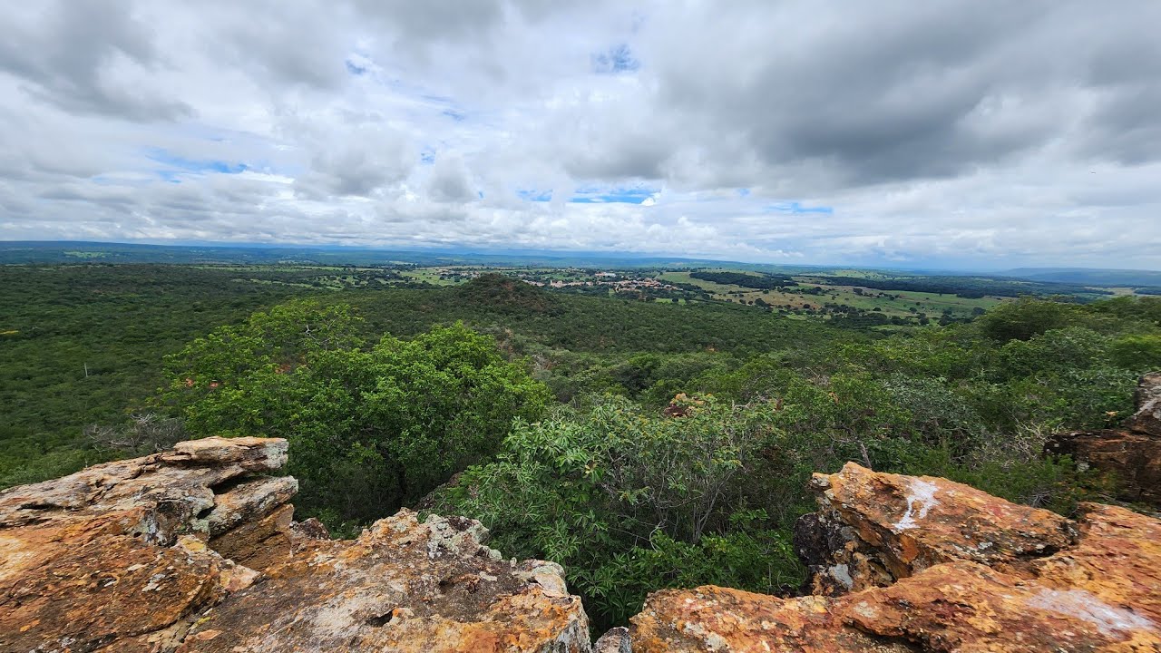 Vista de cima do morro norte de Minas 