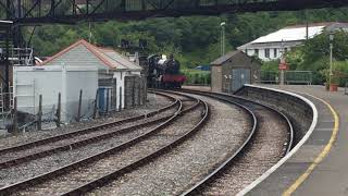 Dartmouth: 7820 Arrives at Kingswear