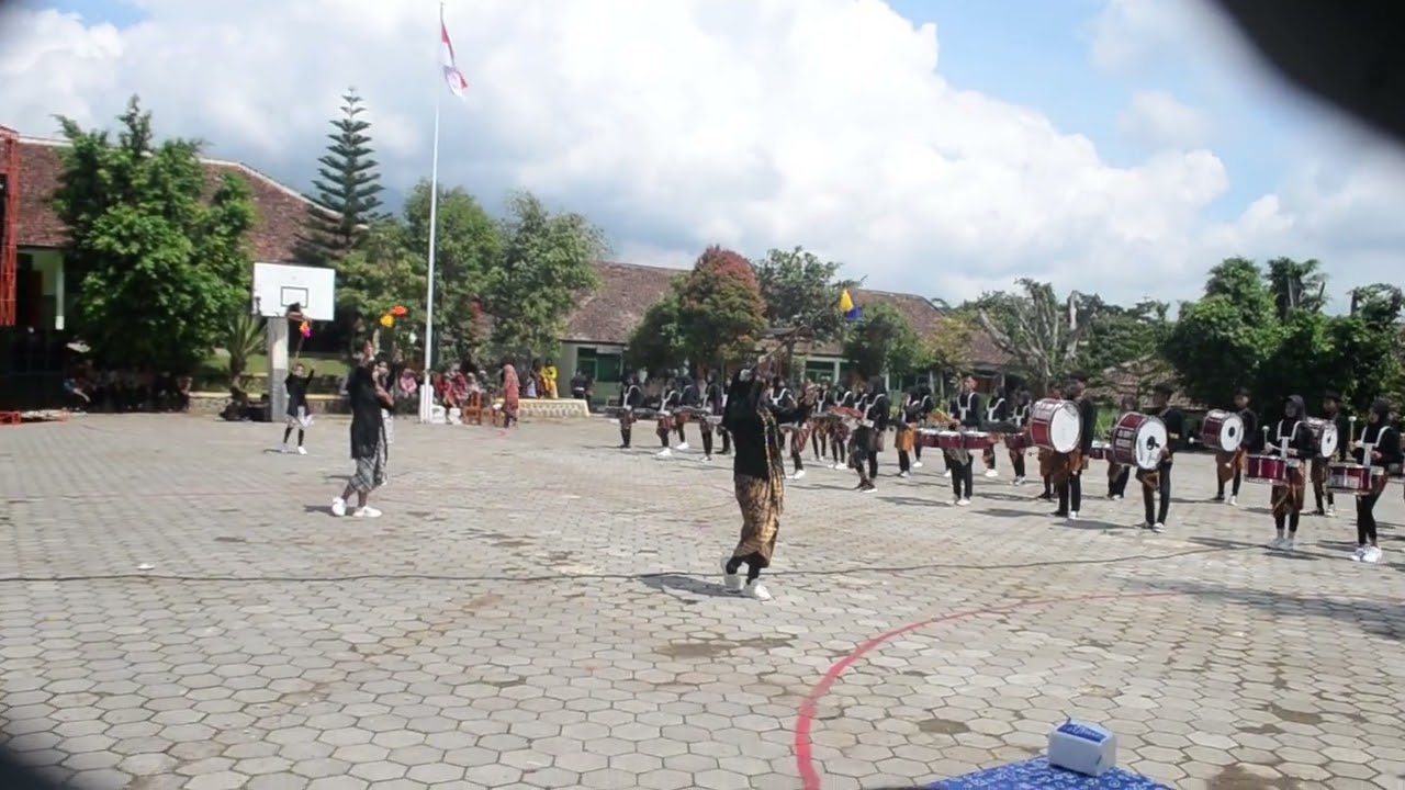 Drumband Spensa Bulukerto