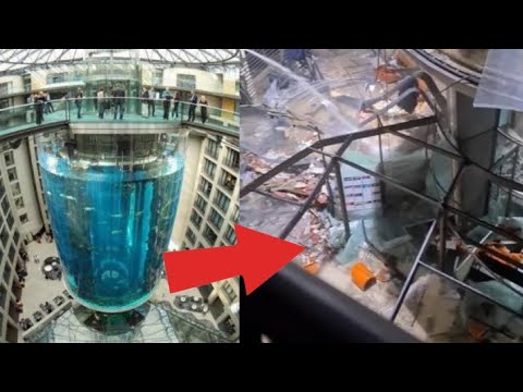 16 мтровый аквариум | ЛОПНУЛ В ТОРГОВОМ ЦЕНТРЕ В БЕРЛИНЕ. (Новости)