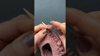 🧶 1-Minute Bobble: Quick Knitting Tips!