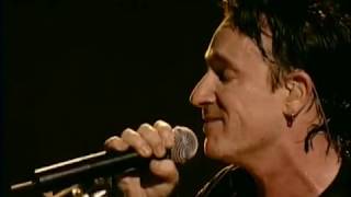 U2 - In A Little While (Boston 2001 Live) chords