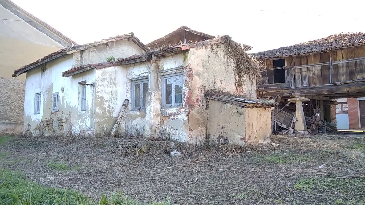 Inmobiliaria Rivero, Casa zona La Cangueta (Castrillón)