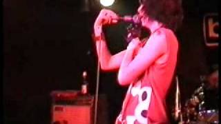 Yeah Yeah Yeahs - 08 No No No (Live at Cardiff Barfly 2003)