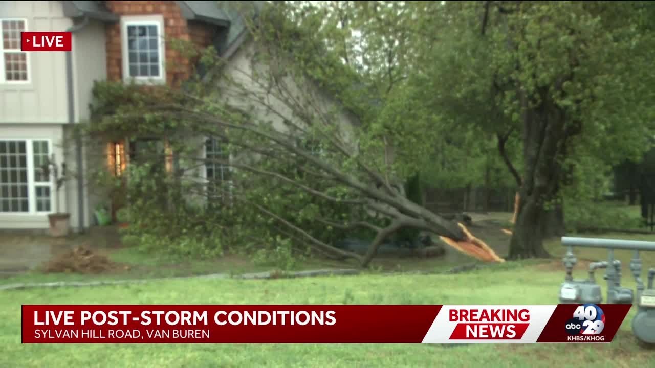Many people in Crawford County are waking up to storm damage - YouTube