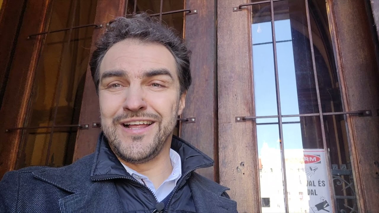 Ferenc Pápa a Rózsák terén