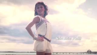 Abertura De Três Vezes Ana - Traduzida