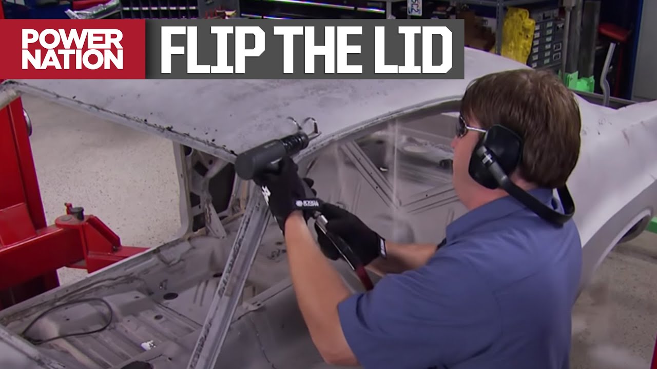 Salvaging The '70 Challenger's Rotted Roof - Detroit Muscle S1, E21