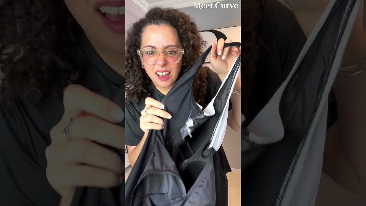 Meet.Curve-Black and White Plunge V-neckline One Piece Swimsuit