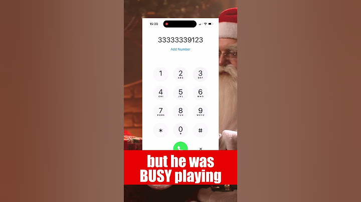 I tried calling Santa Claus 🎅🏻 But he was busy playing Minecraft! #shorts #minecraft