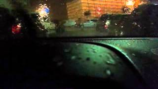 Granizada conduciendo