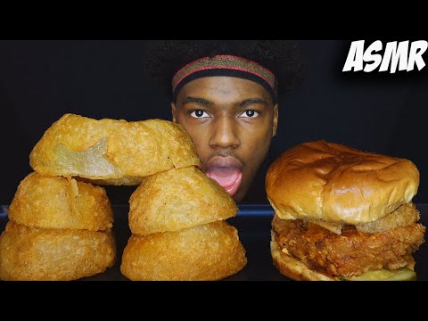 ASMR GIANT ONION RINGS AND SPICY CHICKEN SANDWICH MUKBANG | KEVO ASMR