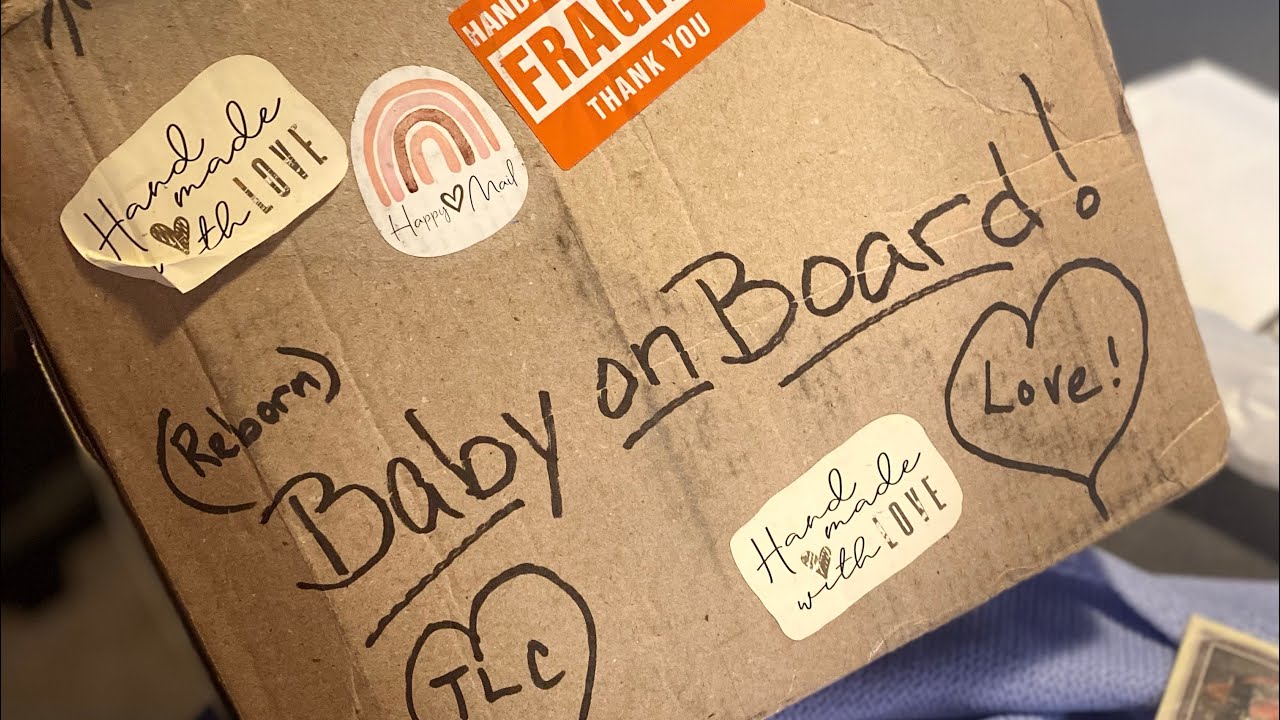 👶🏼New Baby UNBOXING!!!🍼who is it?!