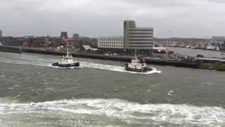 tugboats pollux and sirius in a force 10 storm