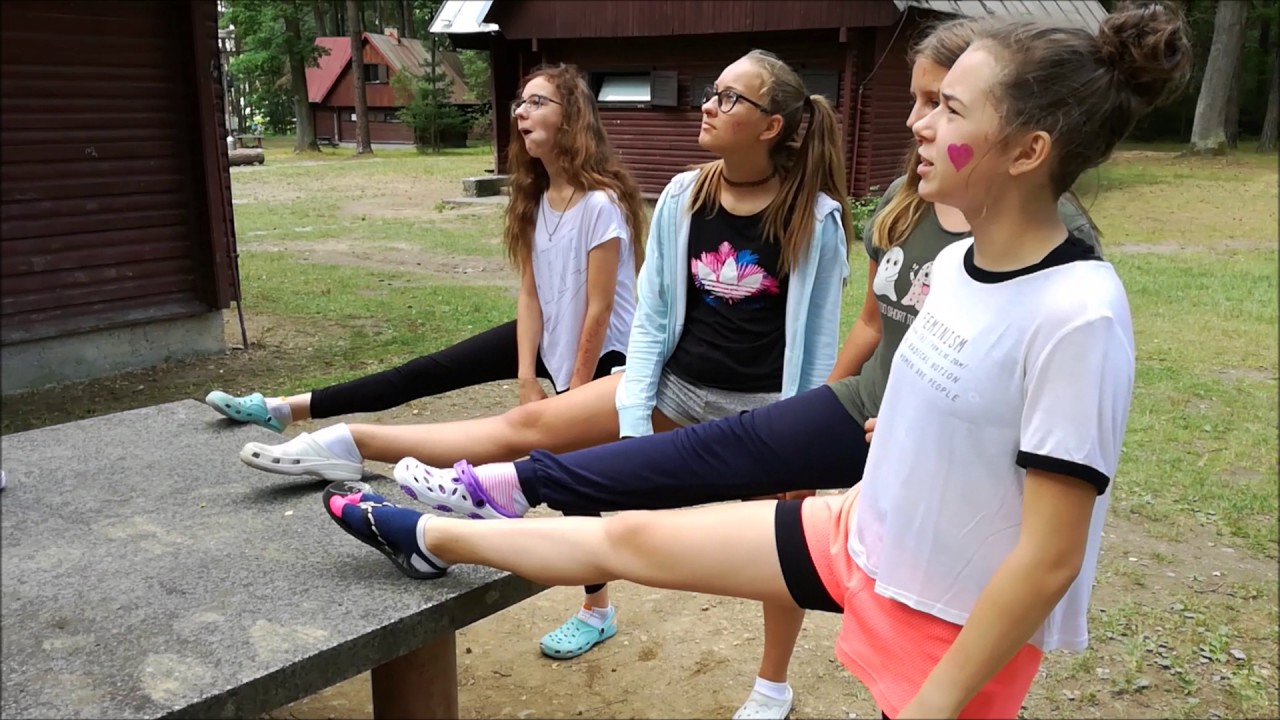 DEBILNÍ KECY NA TÁBOŘE