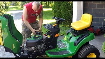 Kolik oleje spotřebuje traktor John Deere la110?