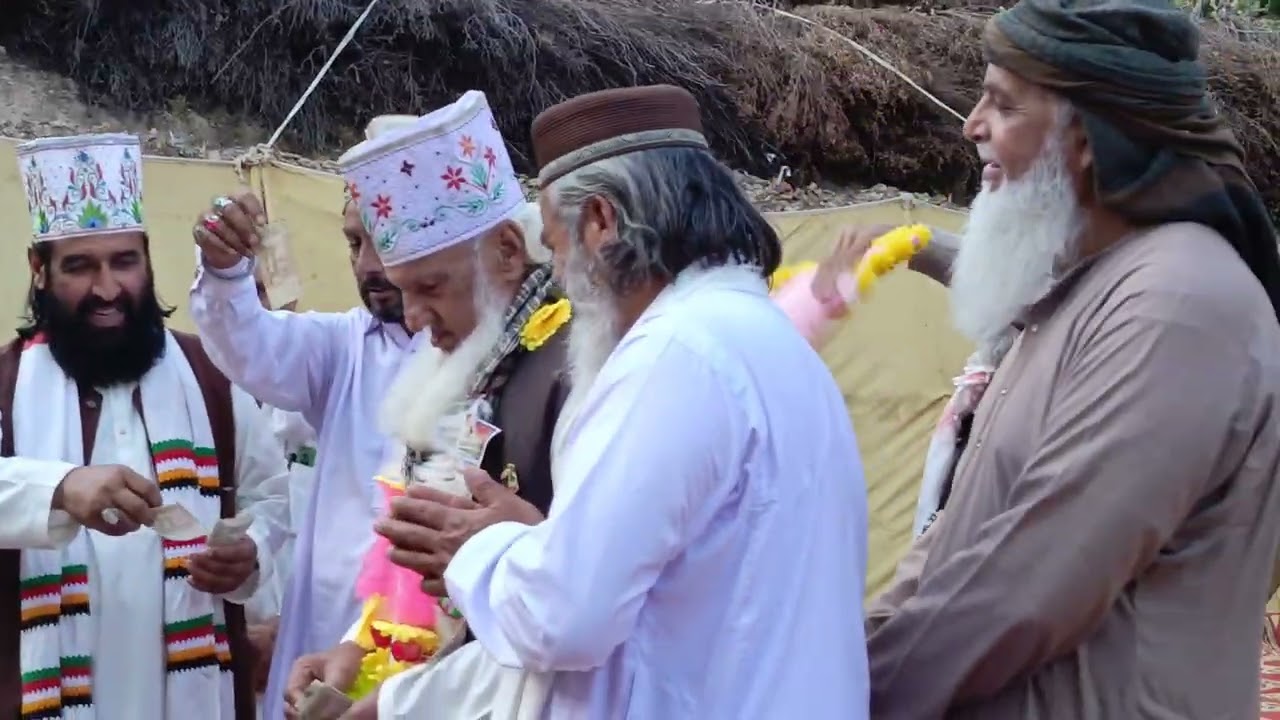 قبلہ بابا جی کے استقبال میں بہت ہی پیاری ہزارے والی کمبر 🥰