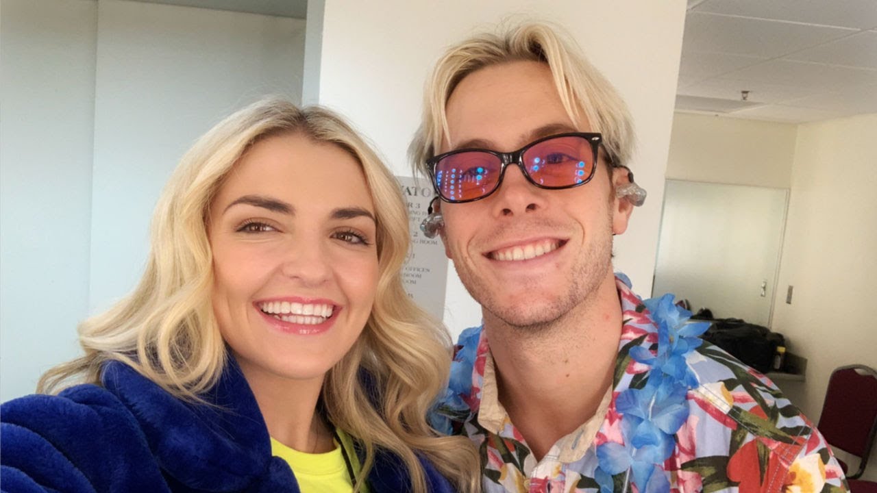 I'M ON TOUR WITH MY BROTHER | Rydel Lynch