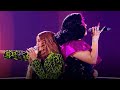 Anitta, Gloria Groove - Deve Ser Horrível Dormir Sem Mim (Live from Black Das Blacks)