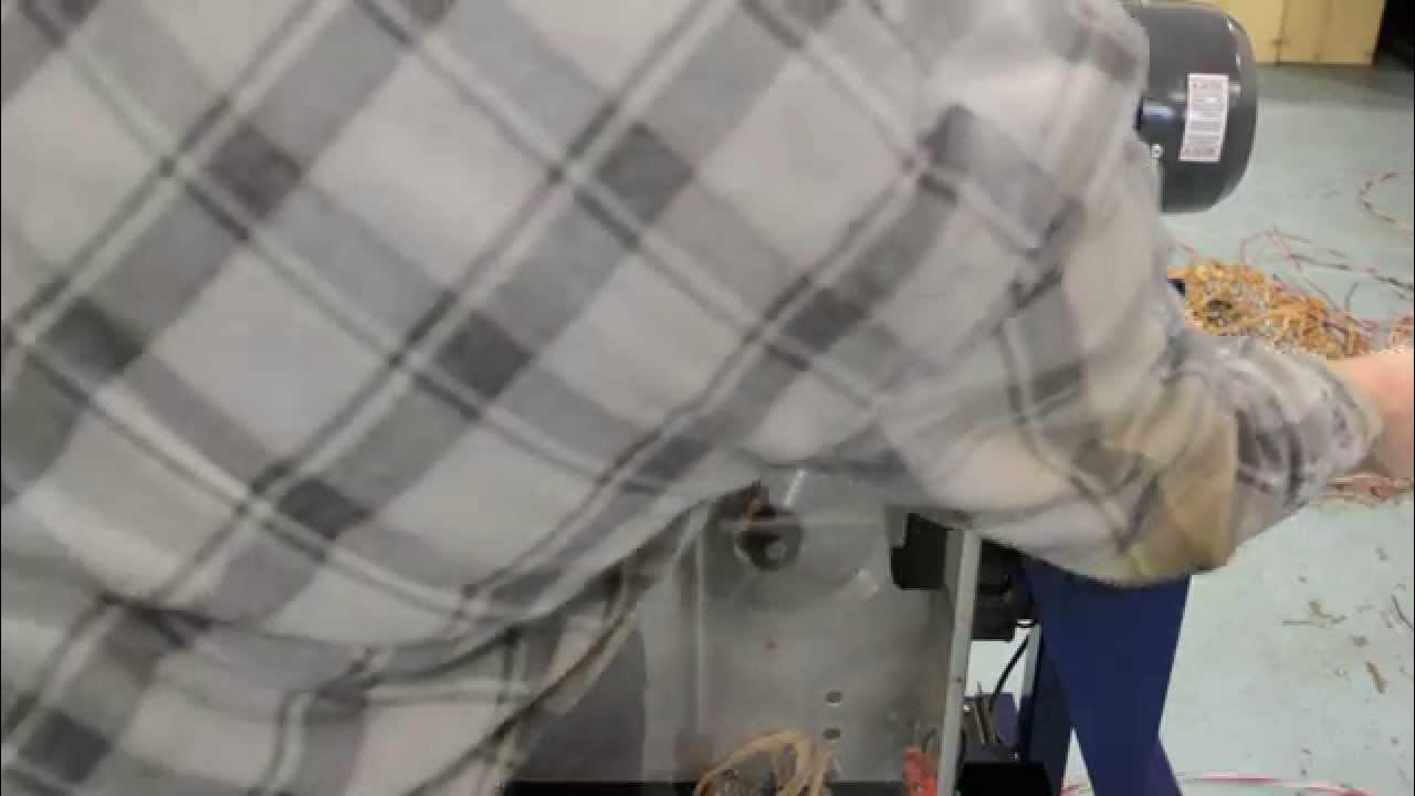 How to strip BX Cable/Wire?How to strip Aluminum Armored Cable? How to