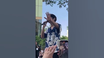 Jeffbarcode gathering is trying to greet every corner! #jeffsatur #jeffbarcode #barcodetin