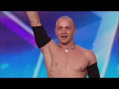 Х ФАКТОР Америка Ищет Таланты Лучшее   Самые Опасные И Захватывающие Выступления #1