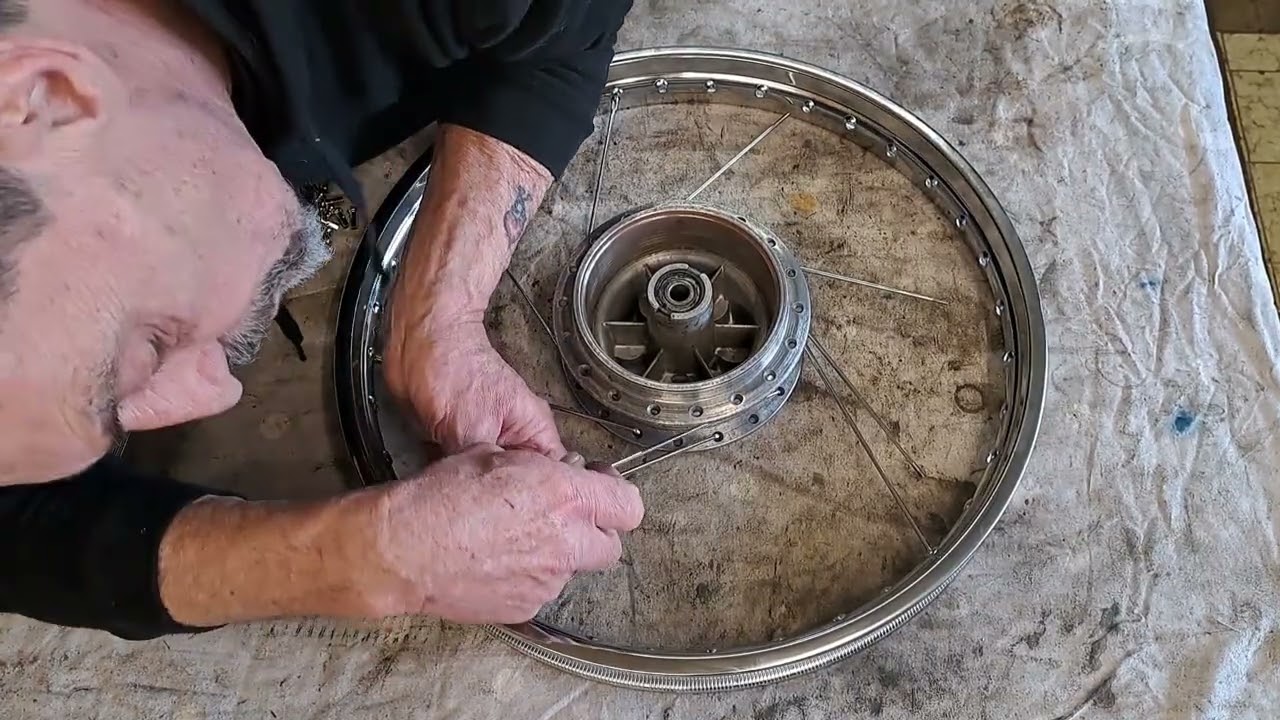 Zündapp Felgen einspeichen....so mach ich das!