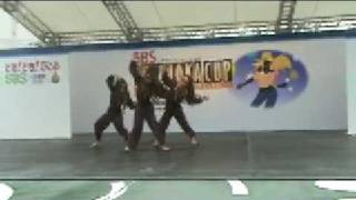 Japanese kids dance HIP HOP and Contemporary to Japanese traditiona...