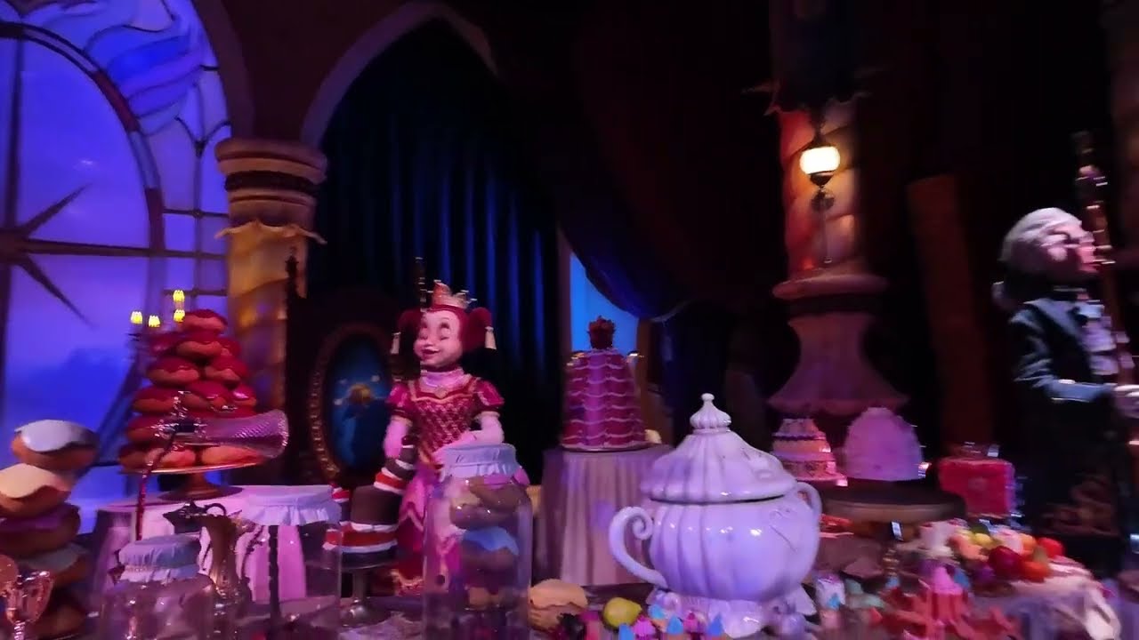 POV: Je gaat met mensen die te vaak in de efteling, zijn naar de efteling - Alana Sterrenkind - 003