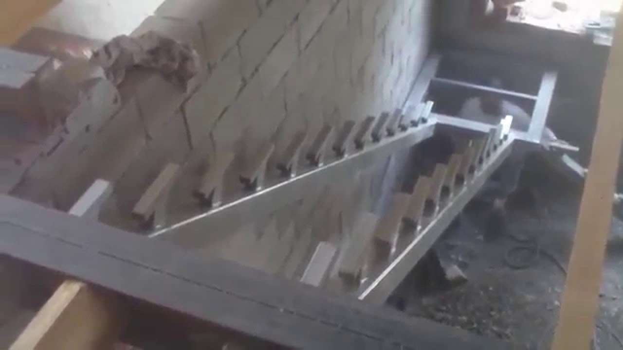 Попробуем изготовить стальную лестницу на второй этаж своими руками