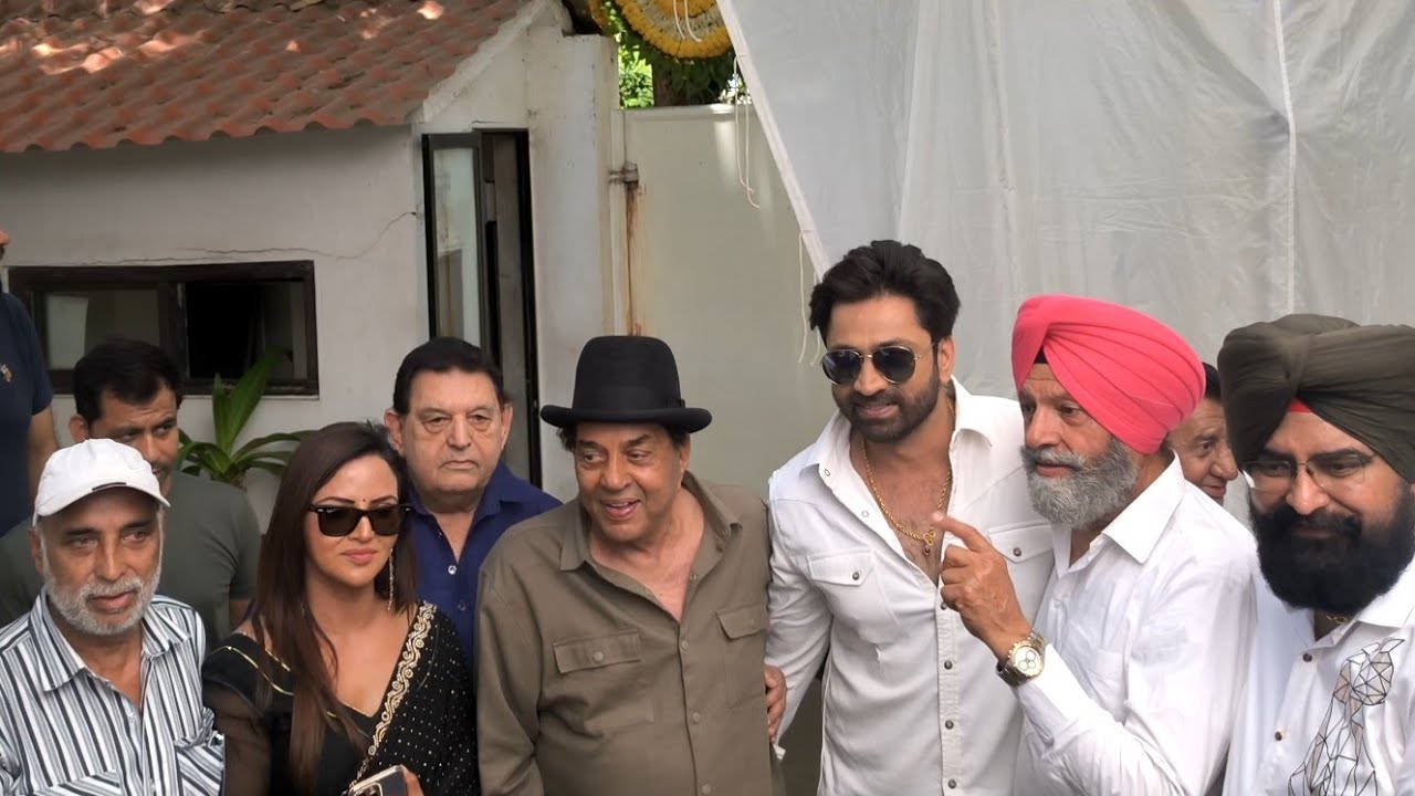 Dharmendra, Ranjeet, Johny, Poonam At Mahurat Of Actor Sonu Baggad's