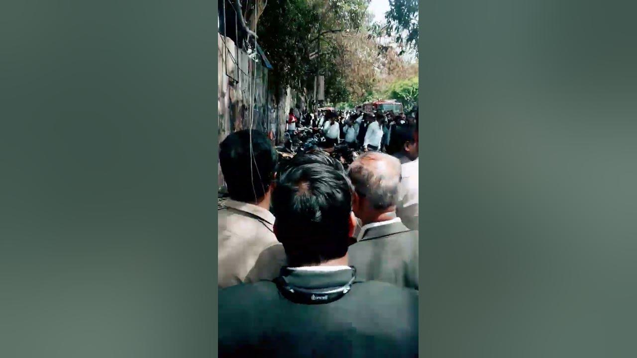 DISTRICT COURT LUCKNOW GATE NO 2PR LGI AAG YouTube district-court-lucknow-gate-no-2pr-lgi-aag-youtube