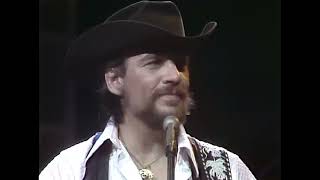 Waylon Jennings "Medley:" 1973